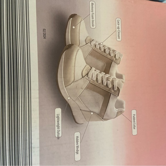 Serra Womens Tan White Color Block Wedge Heel High-Top Sneakers NWT Multiple SZs - Picture 13 of 14